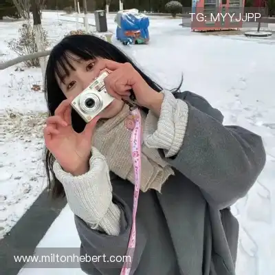 强燕颖